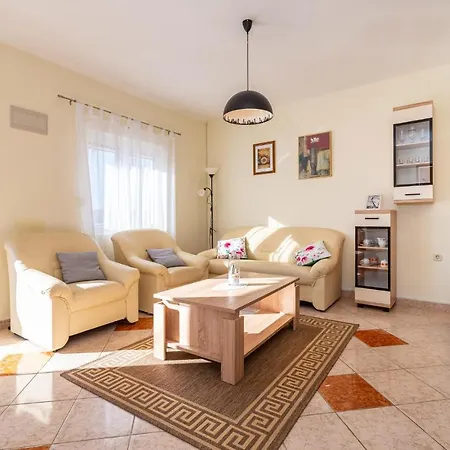 Apartman 2 Bedroom Cozy In