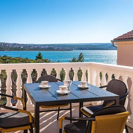 Apartman 2 Bedroom Cozy In