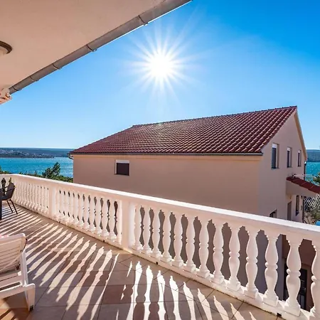 아파트 2 Bedroom Stunning In Kruševo