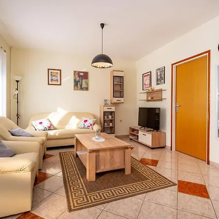 Apartman 2 Bedroom Cozy In *