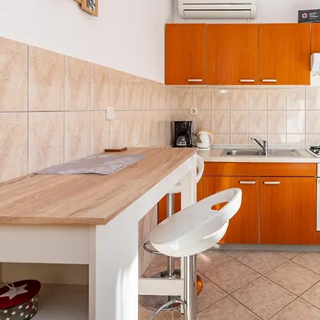 Apartman 2 Bedroom Cozy In Kruševo