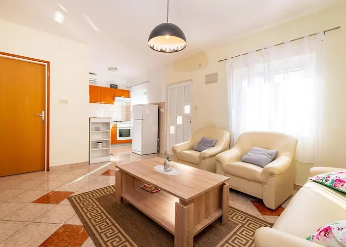 2 Bedroom Stunning In Апартаменты