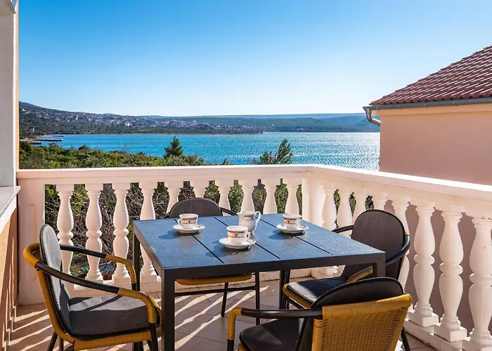 Апартаменты 2 Bedroom Stunning In