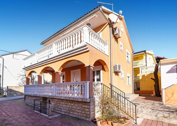2 Bedroom Stunning In Апартаменты